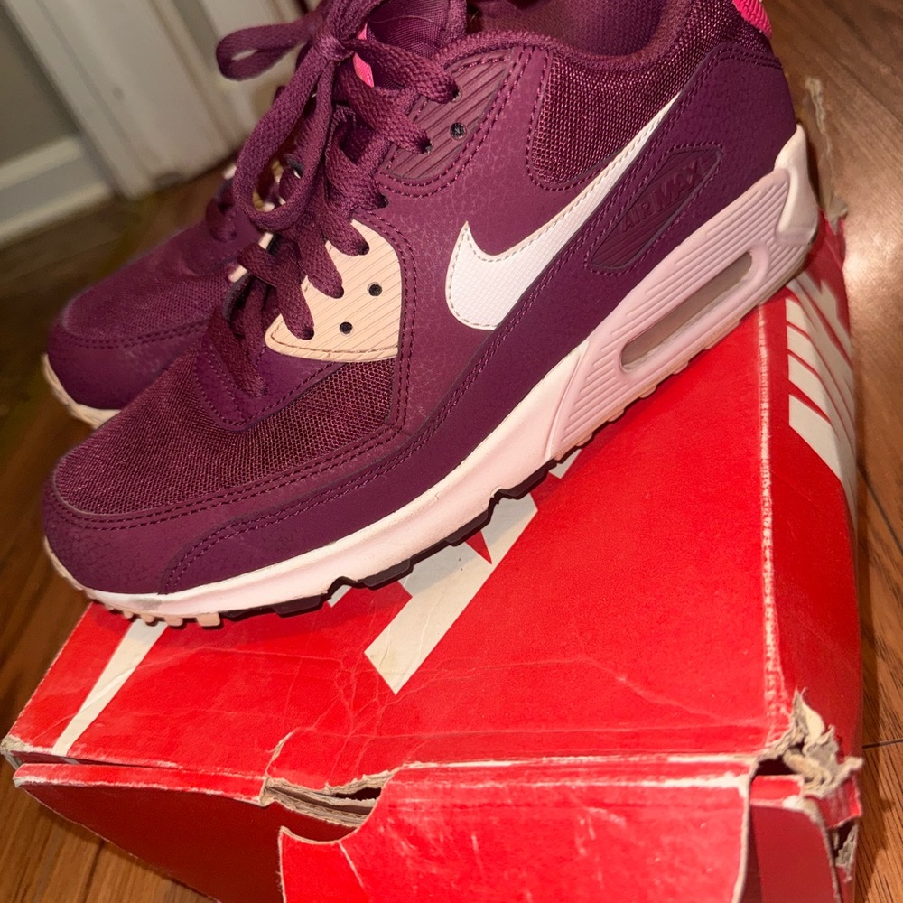 Nike Women's Plum and White Sneakers